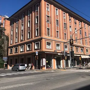 https://alvisisanvitale-guest-house.emilia-romagnahotels.net